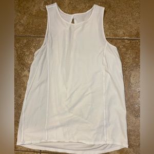 Lululemon Keyhole Back Tank size 6